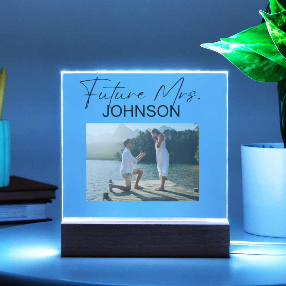 Future Mrs. Custom Engagement Gift – Acrylic Plaque, Wedding Sign, Engagement Gift for the Bride, Best Friend Getting Married, Personalized