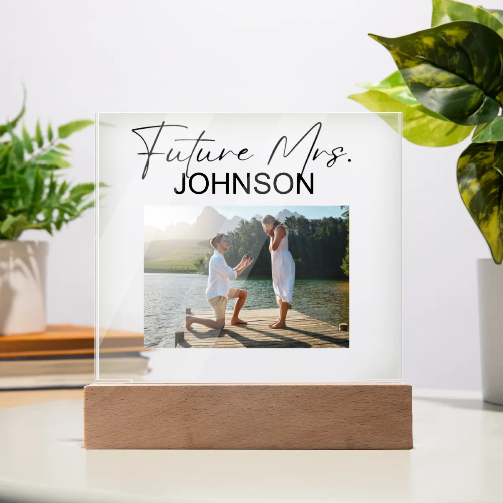 Future Mrs. Custom Engagement Gift – Acrylic Plaque, Wedding Sign, Engagement Gift for the Bride, Best Friend Getting Married, Personalized